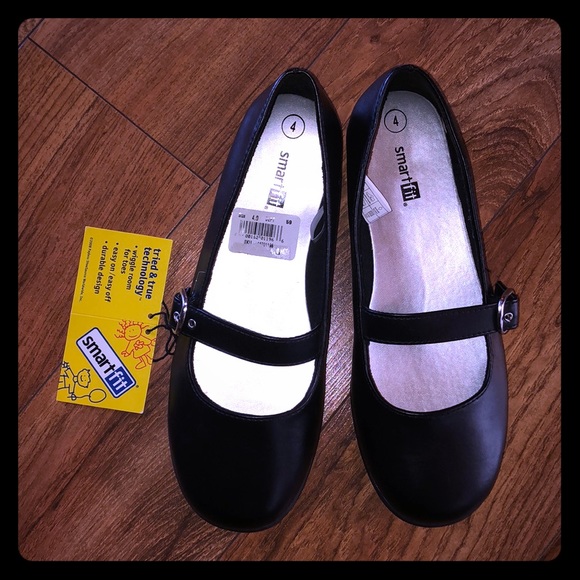 mary jane shoes size 4